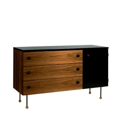 GUBI 62 Dresser ladekast, american walnut, 3 lades< Ladekasten & Ladeblokken