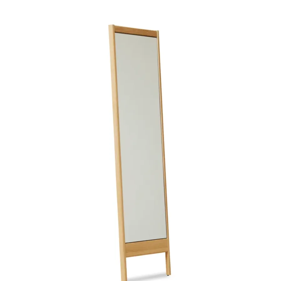 Form & Refine A Line wandspiegel, Eikenhout< Wandspiegels