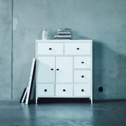 Mavis Abisko dressoir, wit, bovenblad in beton< Ladekasten & Dressoirs