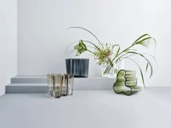Iittala Alvar Aalto vaas donkergrijs, 160 mm.< Vazen