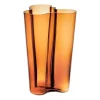 Iittala Alvar Aalto vaas koper, 251 mm< Vazen