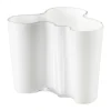 Iittala Alvar Aalto vase opaalwit, 120 mm.< Vazen