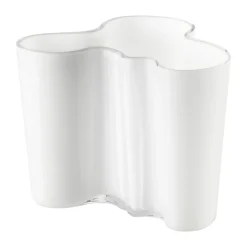 Iittala Alvar Aalto vase opaalwit, 120 mm.< Vazen