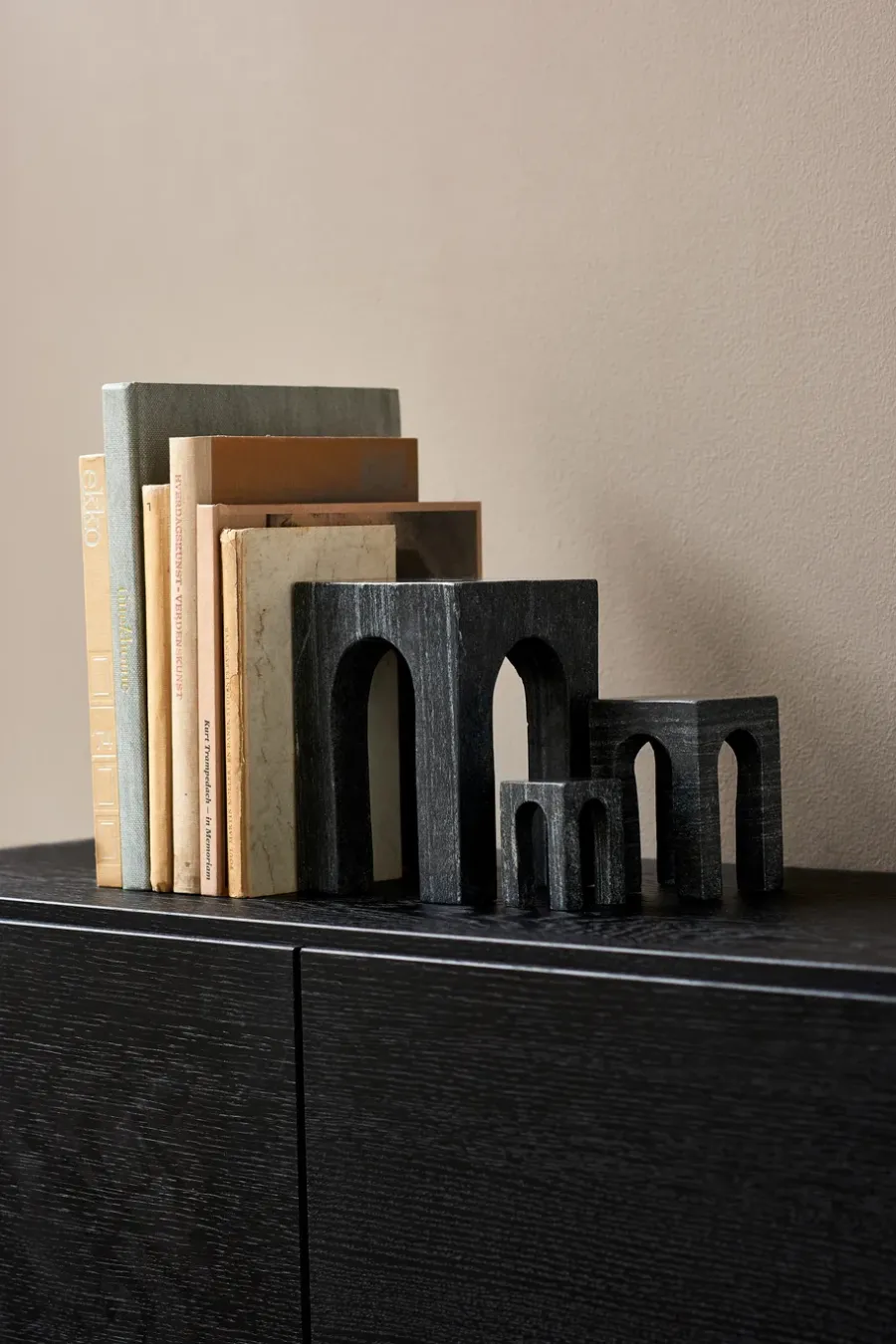 Gejst Arkis boekensteun 3-delig, Zwart< Decoratieve Accessoires