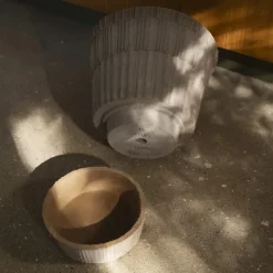Bergs Potter Atlas raw bloempot met schotel, Grey, Ø21 cm< Bloempotten