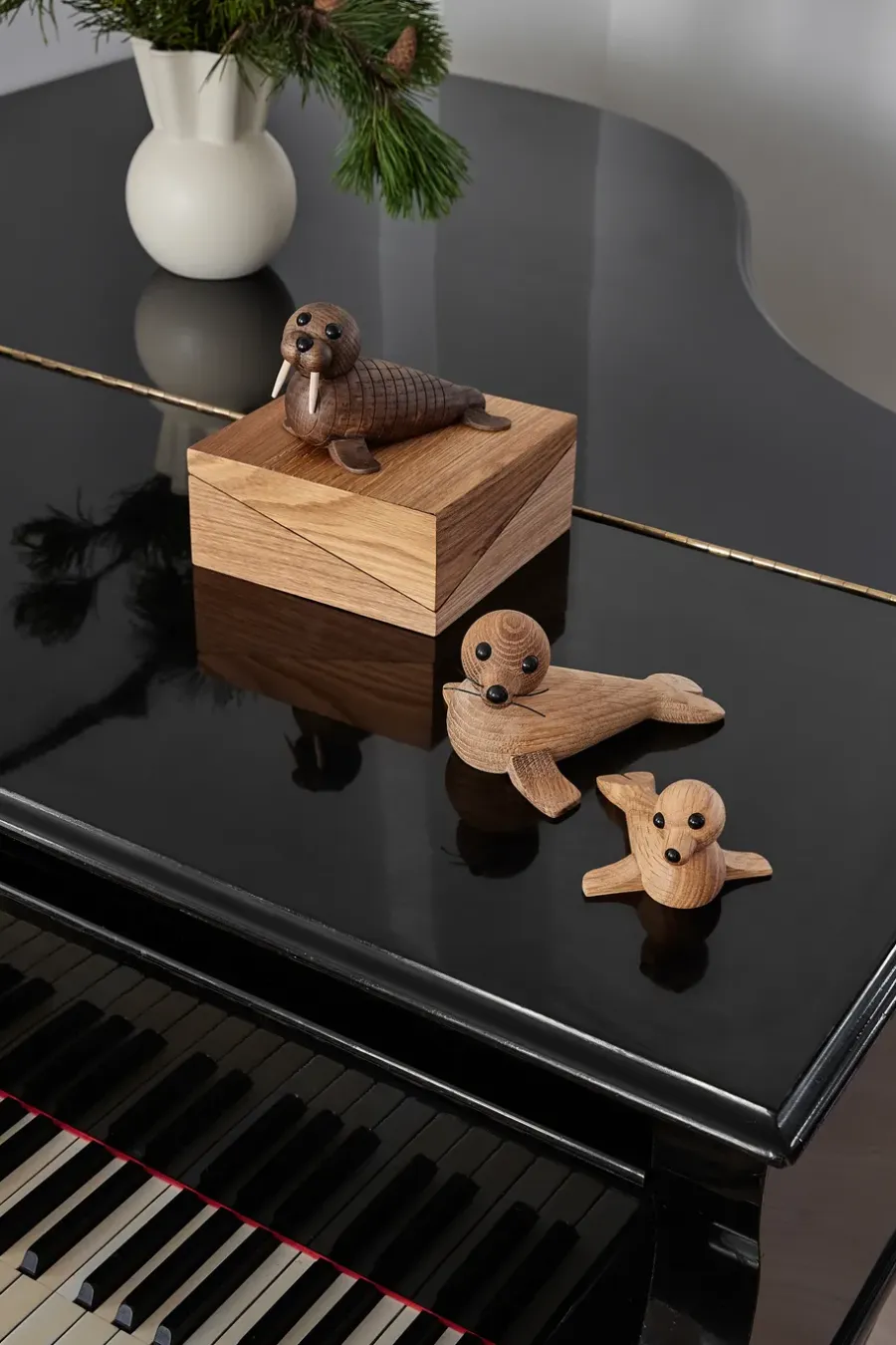 Spring Copenhagen Babyzeehond decoratie, Eikenhout< Houten Beelden