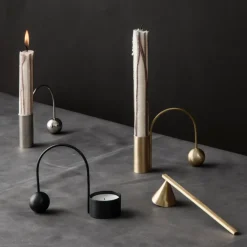 Ferm Living Balance kandelaar messing, kaars< Kandelaars