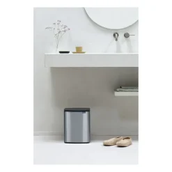 Brabantia Bo afvalemmer 12 l, Matgeborsteld staal< Pedaalemmers