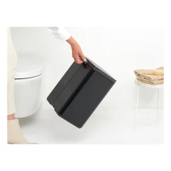 Brabantia Bo afvalemmer 12 l, Matte black< Pedaalemmers