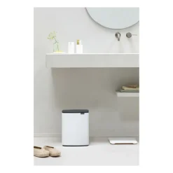 Brabantia Bo afvalemmer 12 l, Wit< Pedaalemmers