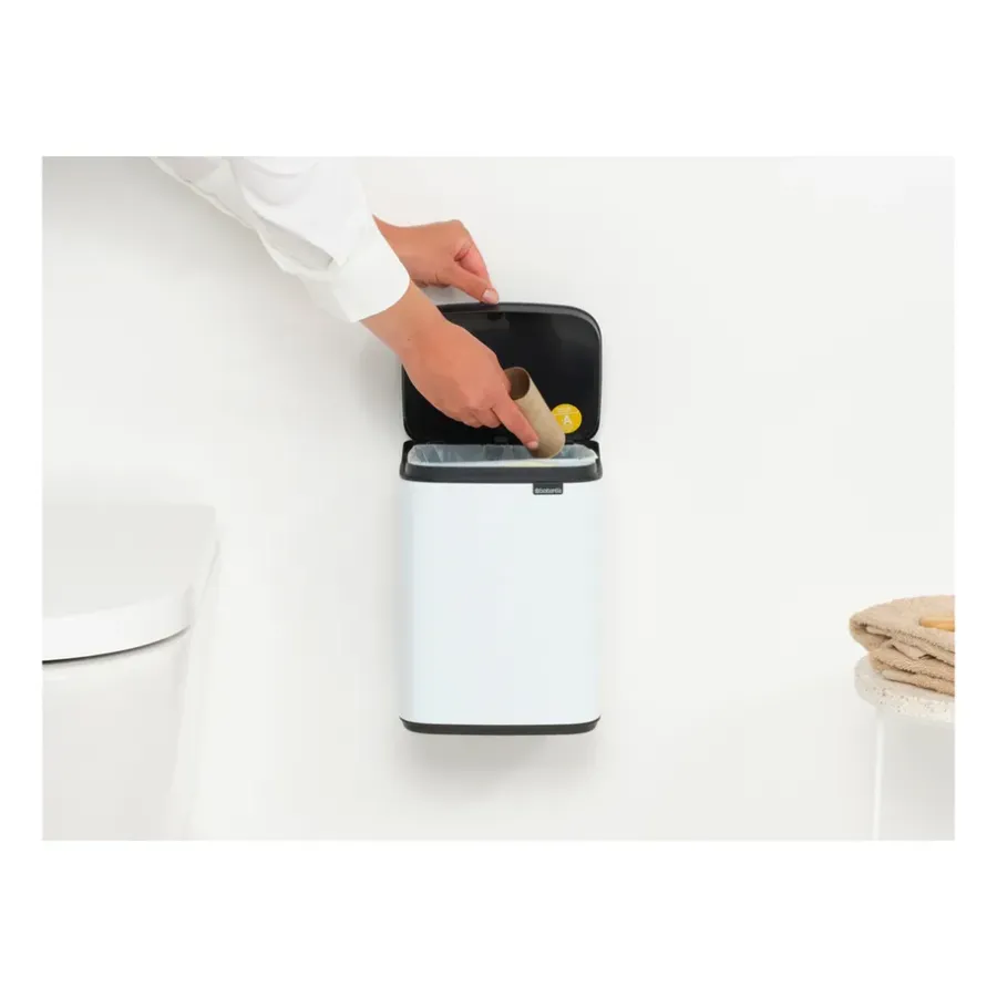 Brabantia Bo afvalemmer 4 l, Wit< Pedaalemmers