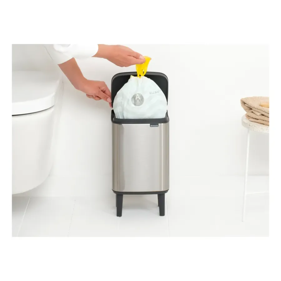 Brabantia Bo afvalemmer hoog 4 l, Matgeborsteld staal< Pedaalemmers