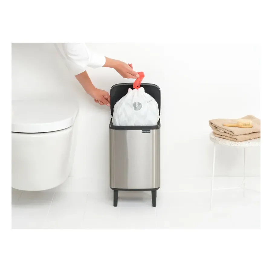 Brabantia Bo afvalemmer hoog 7 l, Matgeborsteld staal< Pedaalemmers