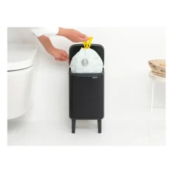 Brabantia Bo afvalemmer hoog 4 l, Matzwart< Pedaalemmers