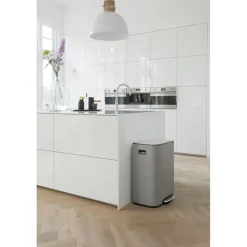 Brabantia Bo bin pedaalemmer 2x30 L, Mineral concrete grey< Pedaalemmers