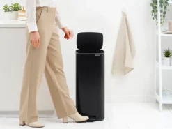 Brabantia Bo pedaalemmer 30 L, Matt Black< Pedaalemmers