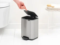 Brabantia Bo pedaalemmer 4 L, Matt Steel Fingerprint Proof< Pedaalemmers