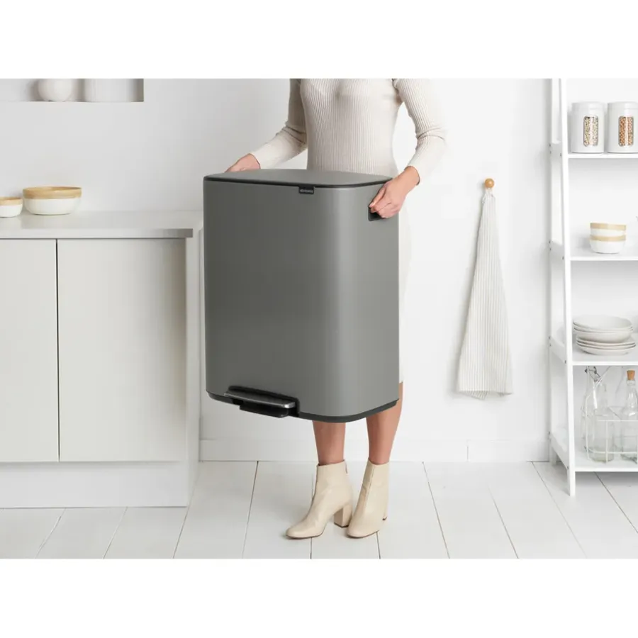 Brabantia Bo pedaalemmer 60 L, Mineral concrete grey< Pedaalemmers