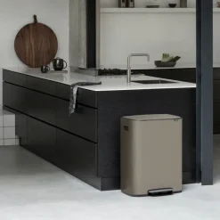 Brabantia Bo pedaalemmer 60 L, Platina< Pedaalemmers