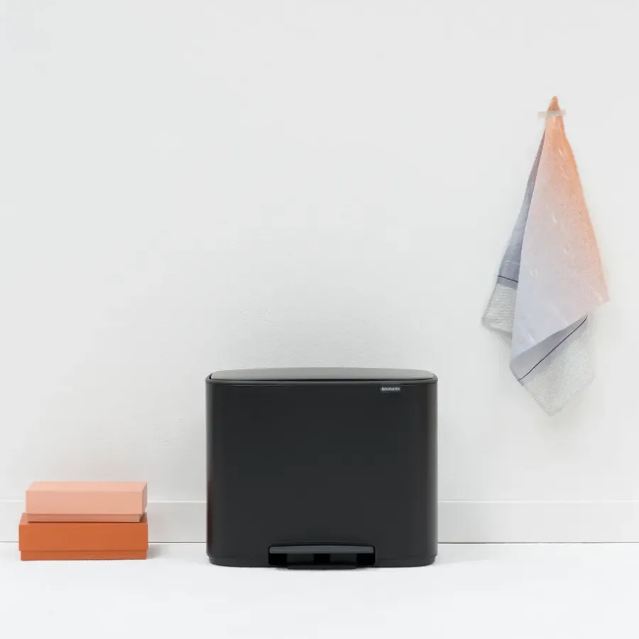 Brabantia Bo pedaalemmer 3 x 11 l., mat zwart< Pedaalemmers