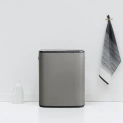 Brabantia Bo touch bin 60 L, Mineral concrete grey< Prullenbakken