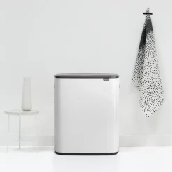 Brabantia Bo touch bin 60 L, Wit< Prullenbakken
