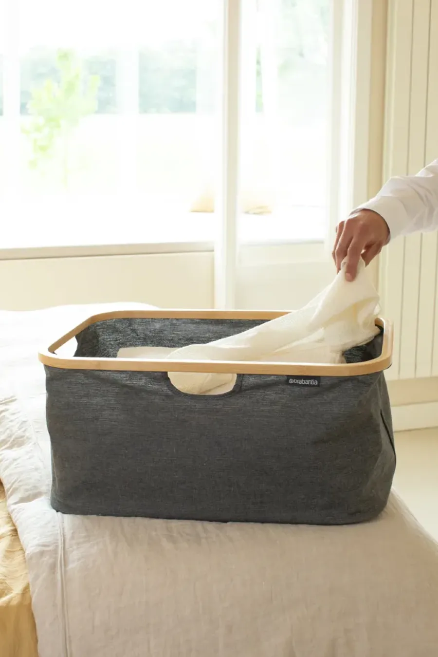 Brabantia opvouwbare wasmand 40 L, Pepper Black< Wasmanden