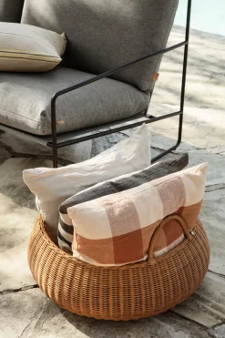 Ferm Living Braided mand laag, Natural< Opbergmanden