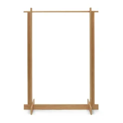 Ferm Living Bridge Clothes Rack kledinghanger, Geolied eikenhout< Kapstokken & Hangrekken