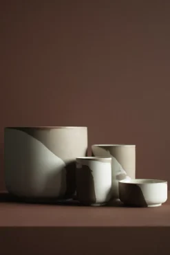 DBKD Calm pot Ø23 cm, Beige-brown< Bloempotten
