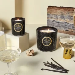 Voluspa Classic Maison Noir geurkaars 60 uur, Crisp Champagne< Geurkaarsen & Aroma Diffusers