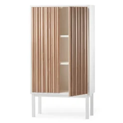 A2 Collect kast 2013 eikenhout, Witte poten< Kasten & Vitrines