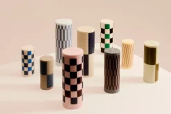 HAY Column Candle blokkaars medium 20 cm, Off white-green-black check< Kaarsen