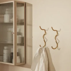 Ferm Living Curvature haak enkel, Messing< Haken & Hangers