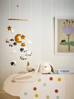 Bloomingville Dolly mobiel 20x75 cm, Wit< Babymobielen|Kinderkamer Interieuraccessoires