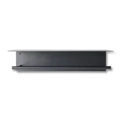 Ferm Living Dora handdoekhanger met legplank, Black< Handdoekenrekken & -Ringen