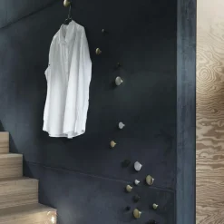 Muuto Dots wandhaak metaal 5-pack, zwart< Haken & Hangers|Opbergoplossingen Voor De Kinderkamer