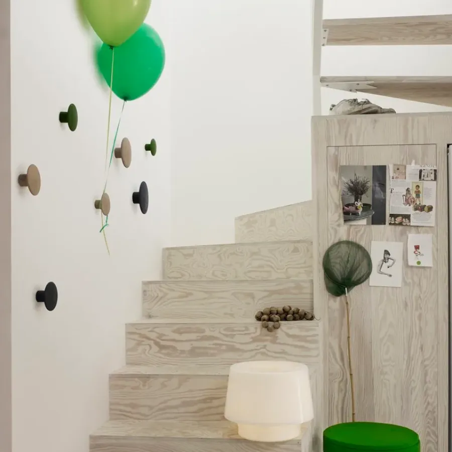 Muuto Dots wandhaak zwart, groot< Haken & Hangers|Opbergoplossingen Voor De Kinderkamer
