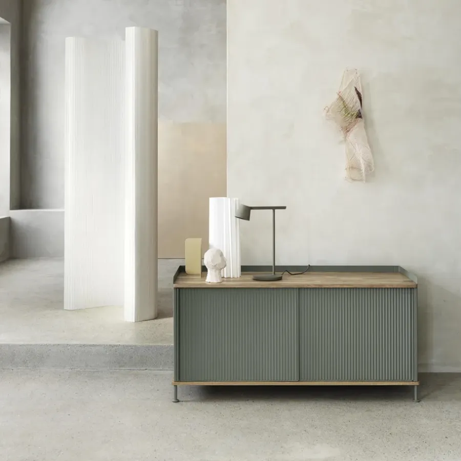 Muuto Enfold bijzettafel laag 125x45x63 cm, Oak-Dusty green< Tv- & Mediameubels|Ladekasten & Dressoirs