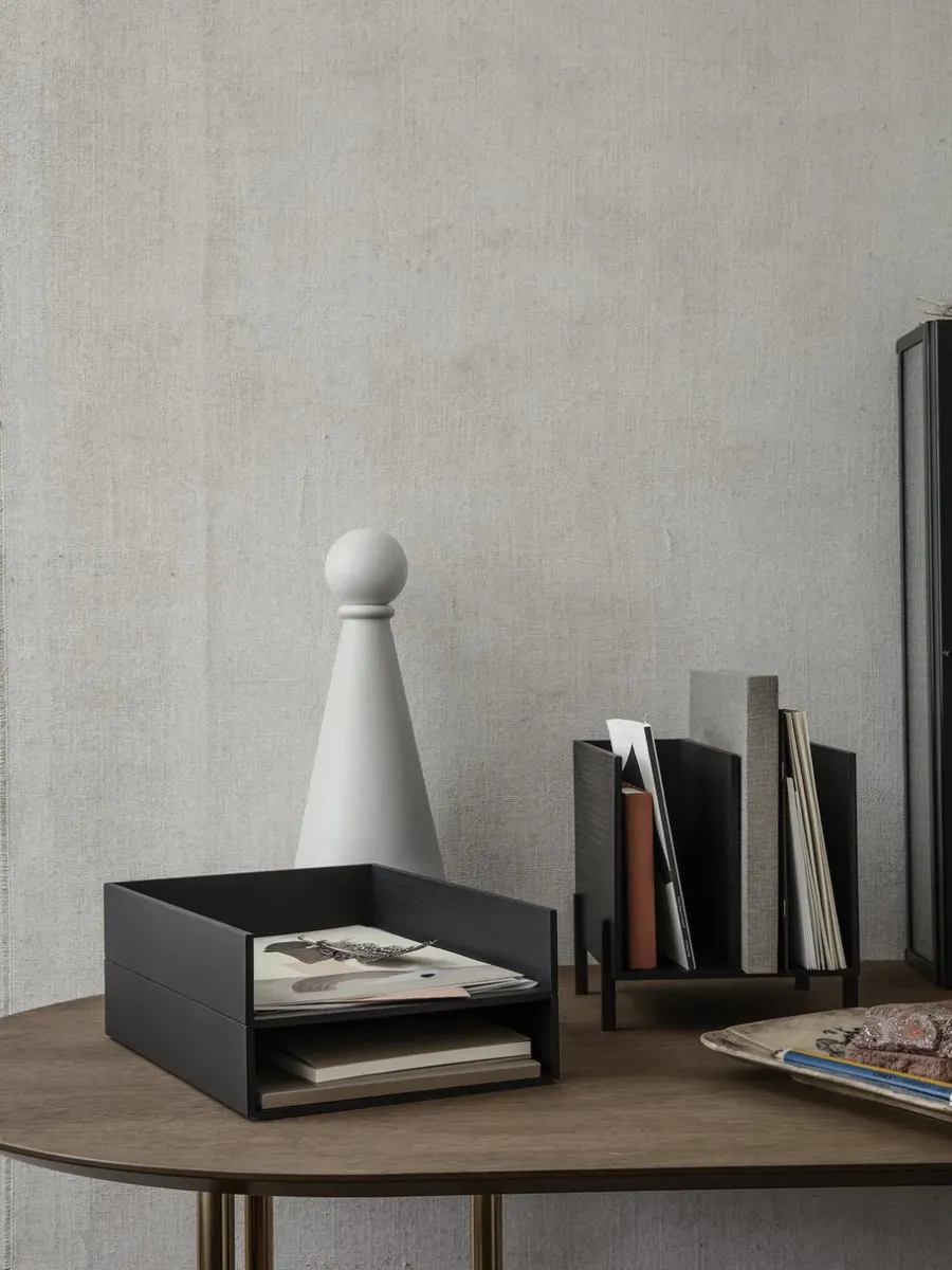 Ferm Living brievenbak, Donkergebeitst essenhout< Opbergmanden