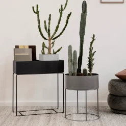Ferm Living plantenbak, zwart< Bloempotten
