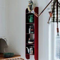 TÔNN furniture Flaneaur wandplank 27x128 cm, Burgundy< Planken & Planksystemen