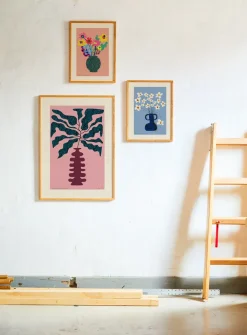 Paper Collective Flower Studies 04 (Spaanse margriet) poster, 30x40 cm< Posters