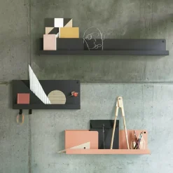 Muuto Folded plank klein, zwart< Planken & Planksystemen