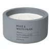 Blomus Fraga geurkaars 25 uur, Rose & White Musk-Flintstone< Geurkaarsen & Aroma Diffusers