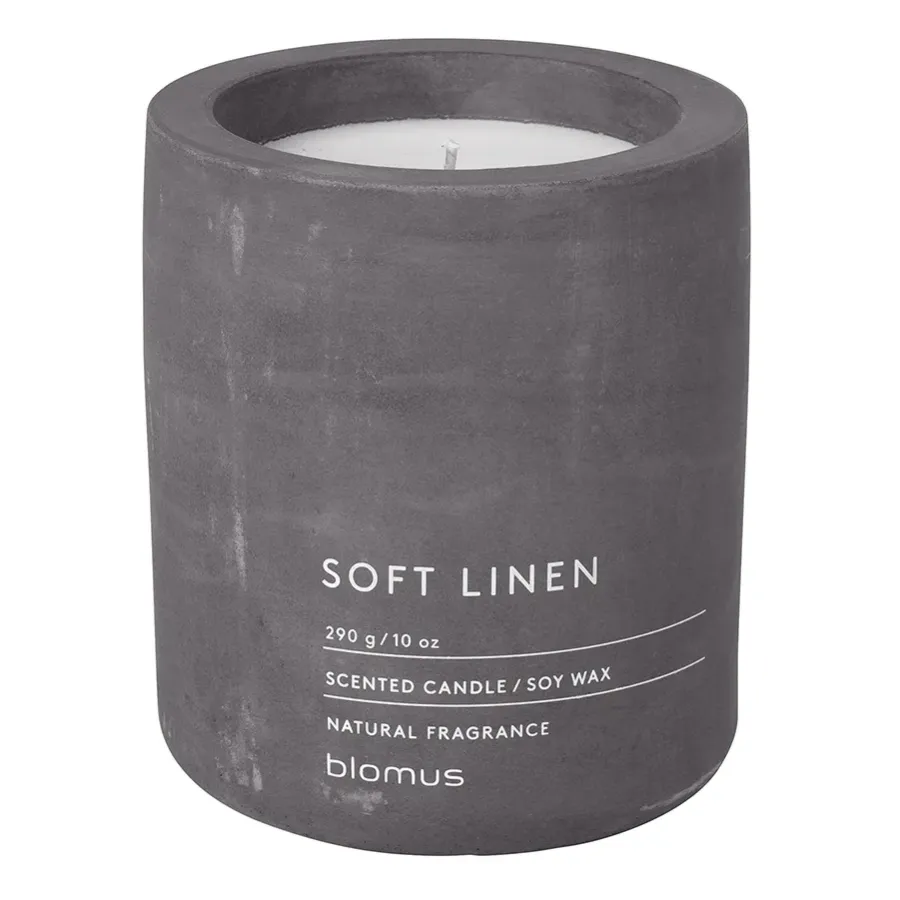 Blomus Fraga geurkaars 55 uur, Soft Linen-Magnet< Geurkaarsen & Aroma Diffusers