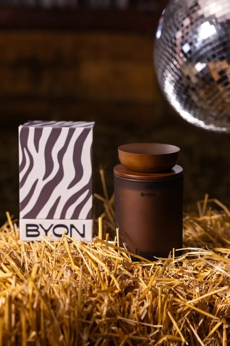 Byon Fumage geurkaars, 55 h< Geurkaarsen & Aroma Diffusers