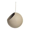 AYTM GLOBE hangende bloempot Ø17 cm h28 cm, Taupe< Bloempotten