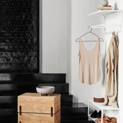 Kristina Dam Studio Grid hoedenplank, white< Garderobehaken & Hoedenplanken