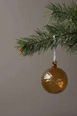 Cooee Design Gry Marble kerstbal Ø8 cm, Cognac< Kerstdecoraties